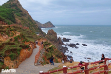 Quy Nhơn lại thu phí tham quan Eo Gió