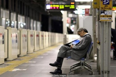 Nhật Bản đau đầu với tình trạng chết do công việc - karoshi