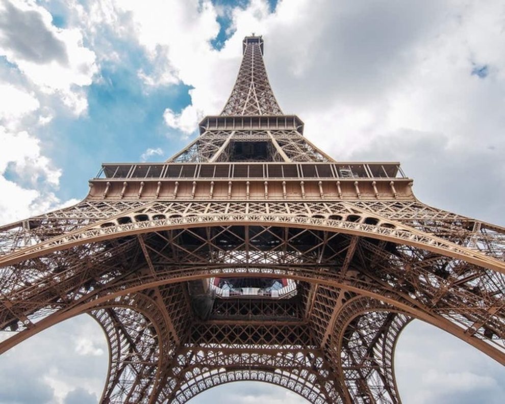 Tại sao tháp Eiffel cao thêm 15cm vào mùa hè? - 2 Tại sao tháp Eiffel cao thêm 15cm vào mùa hè? - 2