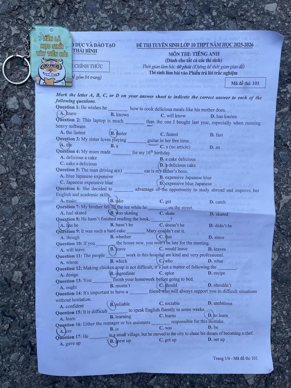 English exam questions and answers for grade 10 in Thai Binh province in 2025 - 1 Đề thi và đáp án môn tiếng Anh vào lớp 10 tỉnh Thái Bình năm 2025 - 1