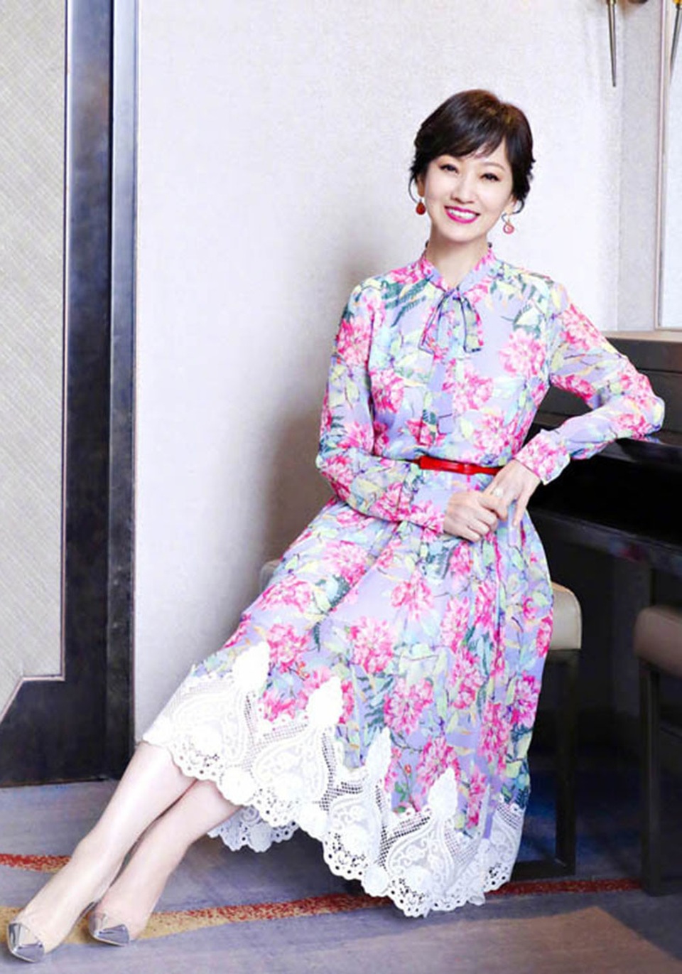 Minh tinh Triệu Nhã Chi: Cựu tiếp viên hàng không hạnh phúc bên chồng doanh nhân - 14 Minh tinh Triệu Nhã Chi: Cựu tiếp viên hàng không hạnh phúc bên chồng doanh nhân - 14