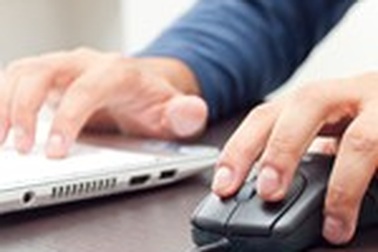 Học sinh tra Google, giáo viên lo ngại