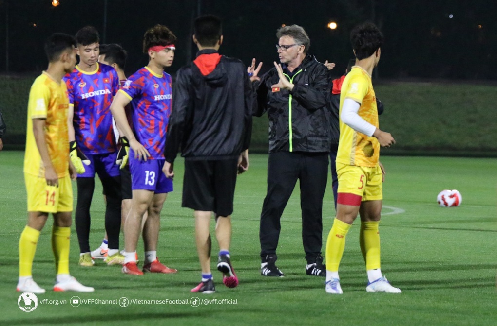 U23 Việt Nam đón tin vui, quyết ghi bàn vào lưới Kyrgyzstan - 2 U23 Việt Nam đón tin vui, quyết ghi bàn vào lưới Kyrgyzstan - 2