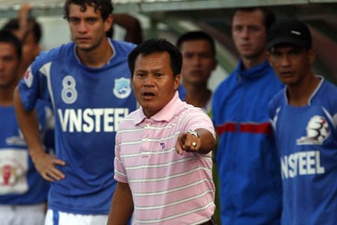 Đội TP.HCM thanh lý hợp đồng với HLV Lư Đình Tuấn