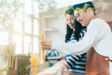 Cách chiều vợ khi làm việc ở nhà