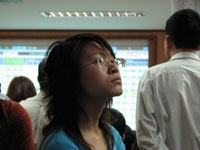 1001 kiểu “ăn theo” chứng khoán