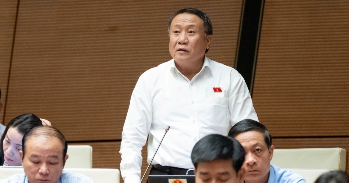 "Buộc taxi phải trang bị ghế an toàn cho trẻ là cứng nhắc, bất khả thi"