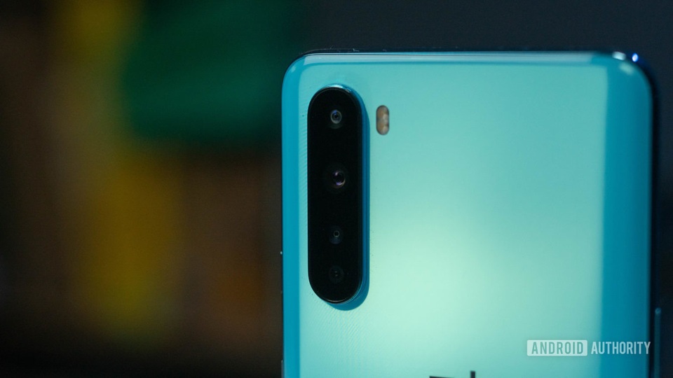 7 điều các nhà sản xuất smartphone cần phải dừng lại ngay trong năm 2021 - 3 7 điều các nhà sản xuất smartphone cần phải dừng lại ngay trong năm 2021 - 3