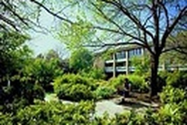 Du học Úc: ĐH La Trobe xếp vào top 50 trong bảng xếp hạng thế giới mới