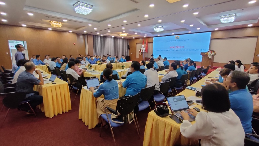 Bảo vệ công nhân, cán bộ công đoàn bị ép nghỉ việc - 1 Bảo vệ công nhân, cán bộ công đoàn bị ép nghỉ việc - 1