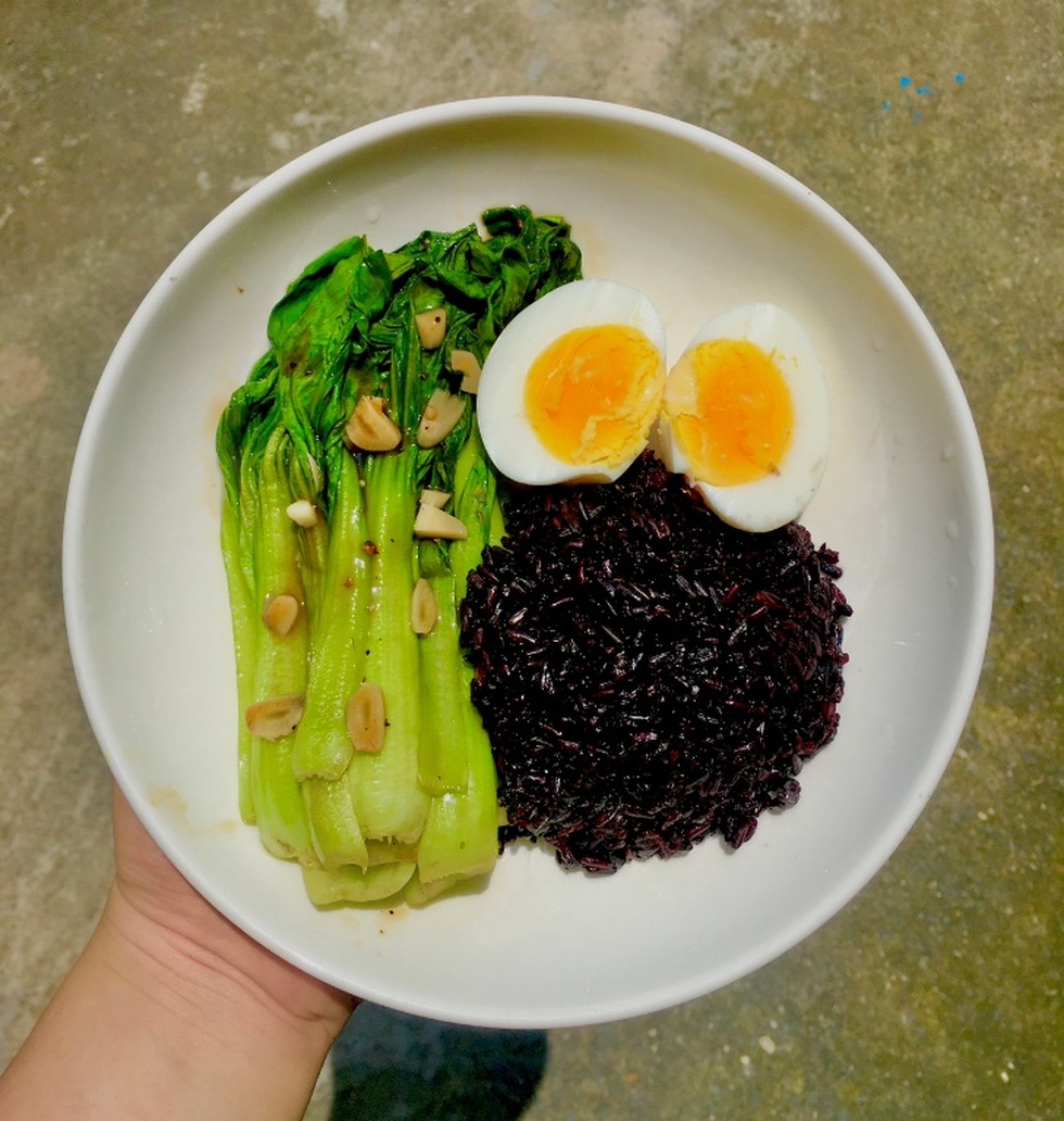 Cô gái giảm 34kg sau 10 tháng chỉ nhờ một chiếc đĩa - 4