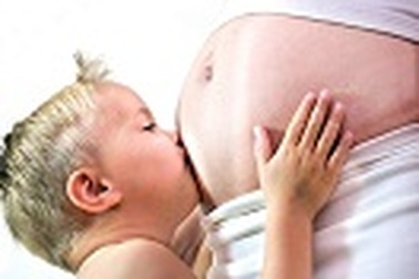 Làm sao giúp con thông minh từ trong bụng mẹ?