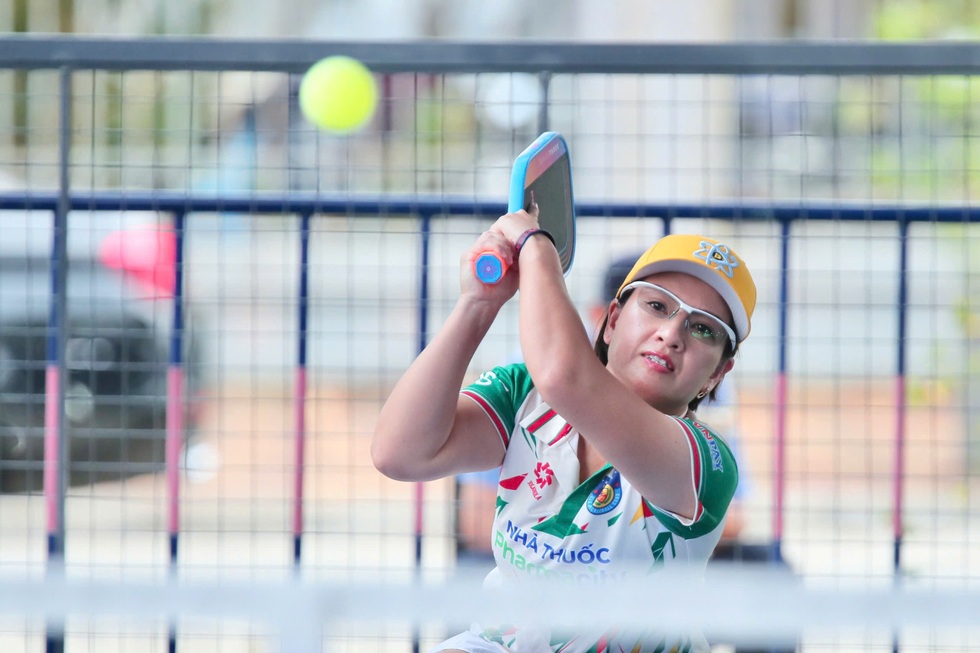 VĐV Huyền Trang: Cả nhà tôi rất háo hức tham gia giải pickleball Dân trí - 4 VĐV Huyền Trang: Cả nhà tôi rất háo hức tham gia giải pickleball Dân trí - 4