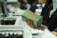 Ông Dương Công Minh nhận bao nhiêu thù lao mà vượt "sếp" các ngân hàng?