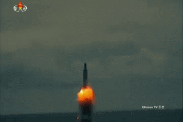 Triều Tiên tuyên bố phóng thành công tên lửa liên lục địa đầu tiên