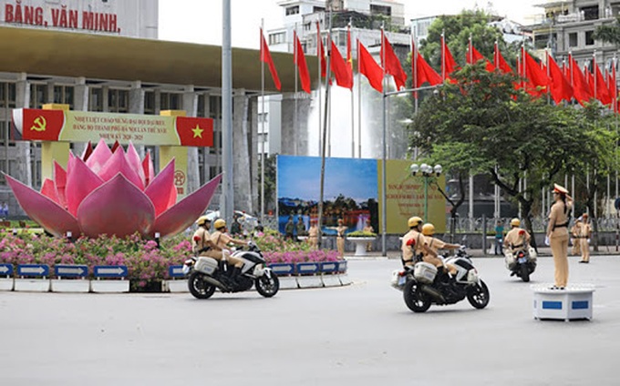 Hà Nội: Nhiều tuyến đường cấm phương tiện lưu thông để phục vụ Đại hội Đảng - Ảnh 1.