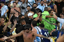 Brazil đối diện với cái kết đắng sau vụ bạo loạn kinh hoàng ở sân Maracana