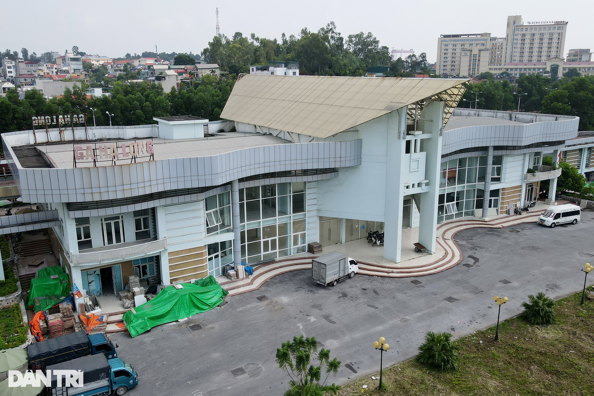 Hiện trạng ga Hạ Long vắng bóng hành khách sau đề xuất cải tạo nâng cấp - 3 Hiện trạng ga Hạ Long vắng bóng hành khách sau đề xuất cải tạo nâng cấp - 3