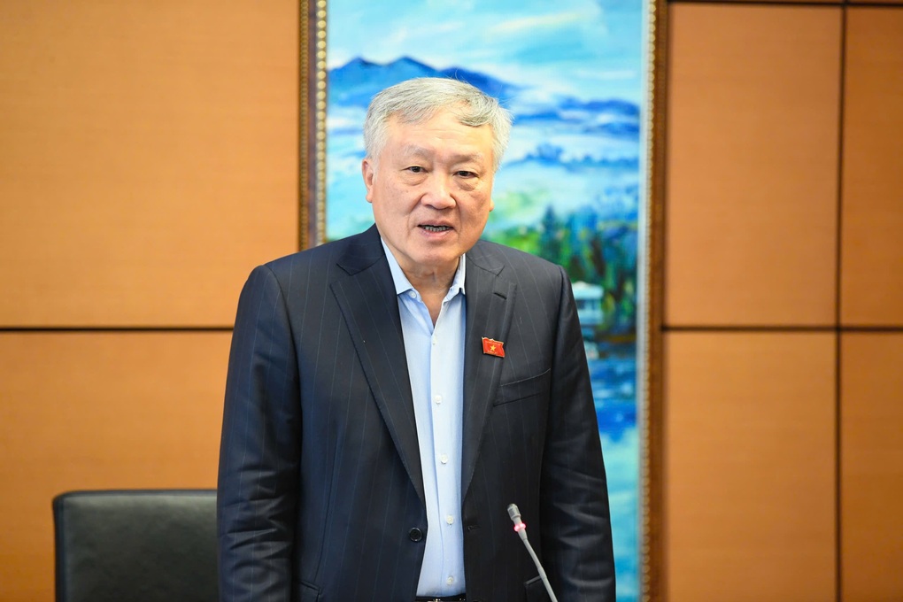 “Nhiều nơi vội vàng lắp ráp tiêu chí để biến trường cao đẳng thành đại học” - 1 “Nhiều nơi vội vàng lắp ráp tiêu chí để biến trường cao đẳng thành đại học” - 1