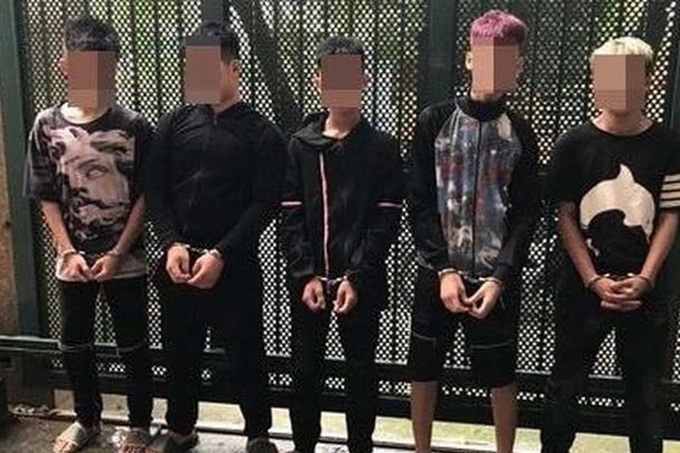 Nhóm 5 đối tượng tại cơ quan công an.