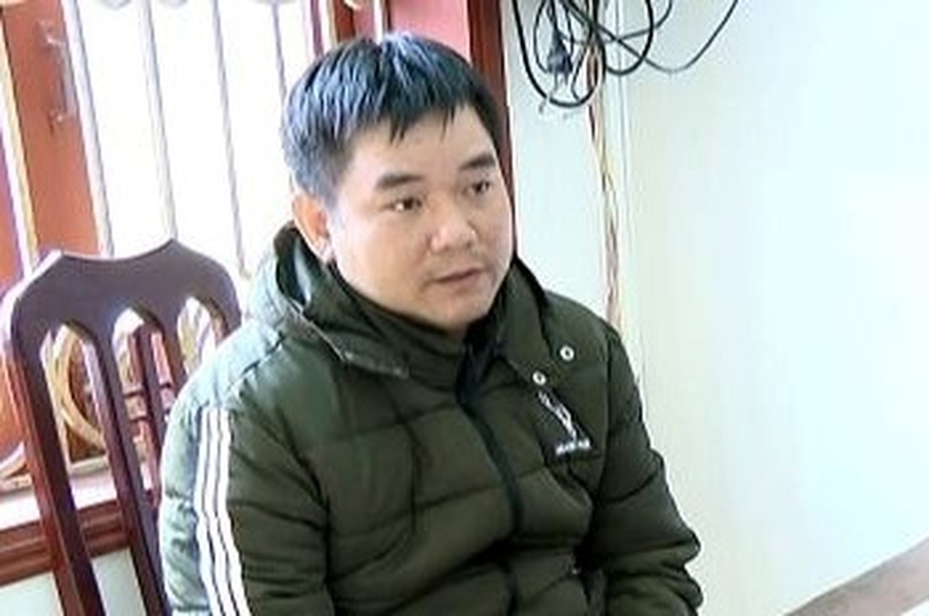 Bắt đối tượng lừa bán đồng hồ hiệu rởm chiếm đoạt 2 tỷ đồng - 1 Bắt đối tượng lừa bán đồng hồ hiệu rởm chiếm đoạt 2 tỷ đồng - 1