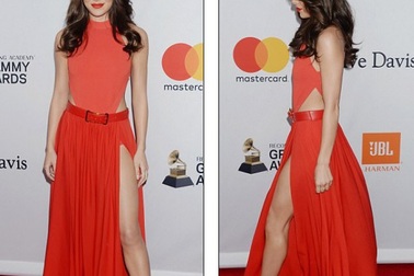 Hailee Steinfeld diện váy xẻ táo bạo