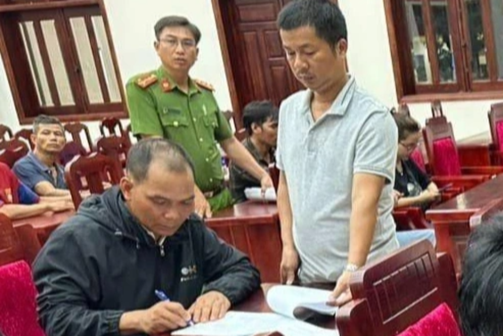 Khởi tố loạt đối tượng phá hoại tài sản của công ty cà phê ở Đắk Lắk - 1 Khởi tố loạt đối tượng phá hoại tài sản của công ty cà phê ở Đắk Lắk - 1