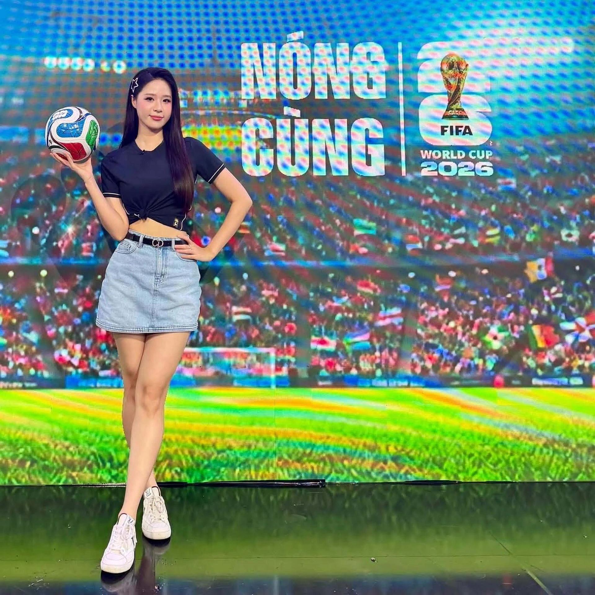 Nhan sắc MC Nóng cùng FIFA World Cup từng lọt Top 10 Hoa hậu Việt Nam - 1