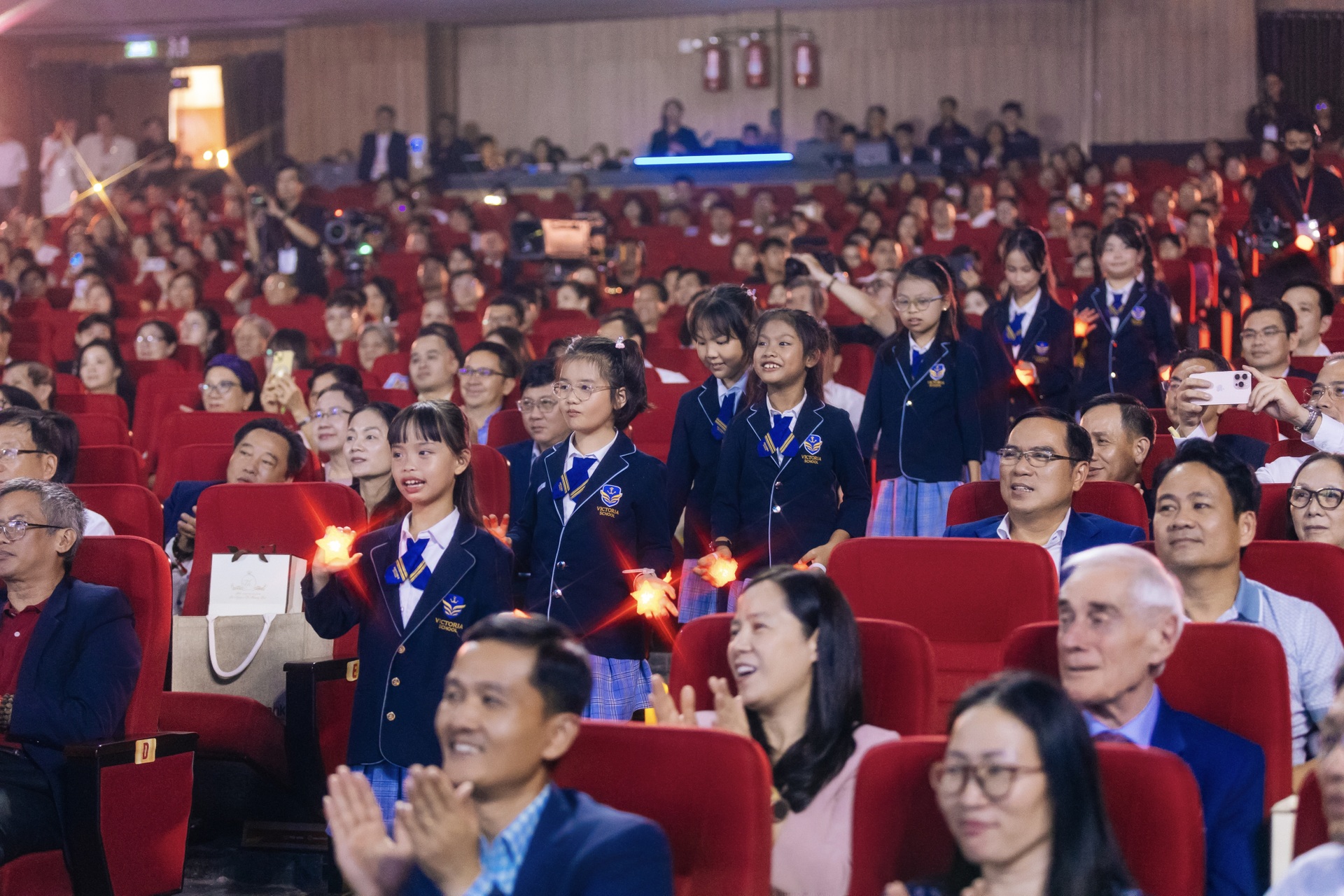 Lời cho tương lai: Khi âm nhạc kết nối cội nguồn, ký ức và khát vọng - 8