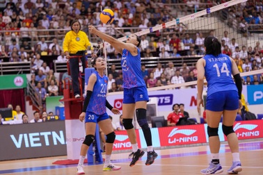 Vì sao bóng chuyền nữ Việt Nam không được cộng điểm dù đánh bại Thái Lan?