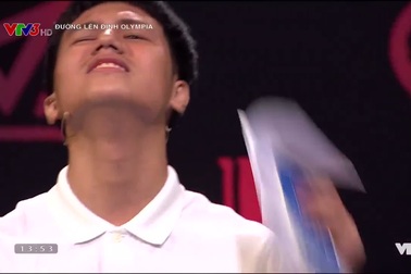 Nam sinh TP.HCM bị áp lực tâm lý nhưng vẫn chiến thắng với số điểm áp đảo tại Olympia