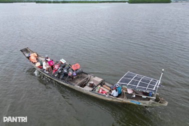 Xây cầu 1.500 tỷ đồng, xóa những chuyến đò chòng chành qua phá Tam Giang