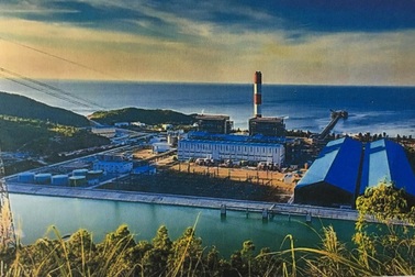 Tro xỉ từ Nhà máy nhiệt điện Quảng Trạch được sử dụng làm vật liệu xây dựng, san lấp