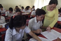 Giáo viên tất tả với công việc “tay trái”