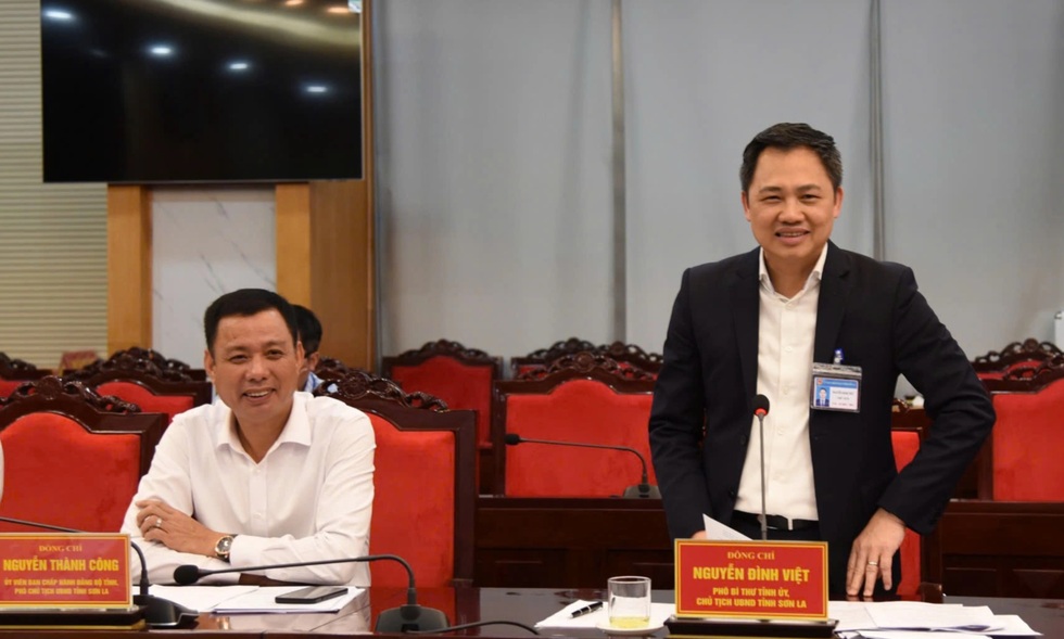 Thứ trưởng Nguyễn Văn Hồi làm việc với tỉnh Sơn La về Nghị quyết 42 - 6 Thứ trưởng Nguyễn Văn Hồi làm việc với tỉnh Sơn La về Nghị quyết 42 - 6