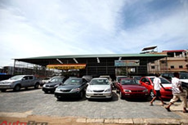 Campuchia: Vương quốc xe hơi giá rẻ! 