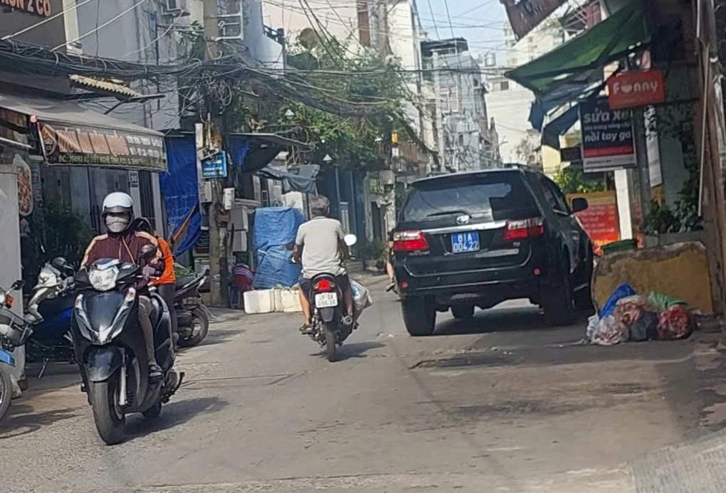 Phát hiện vali chứa thi thể phụ nữ ở TPHCM - 1 Phát hiện vali chứa thi thể phụ nữ ở TPHCM - 1