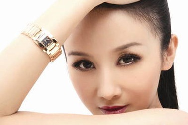 “Mỹ nhân” Tôn Phi Phi nhập viện