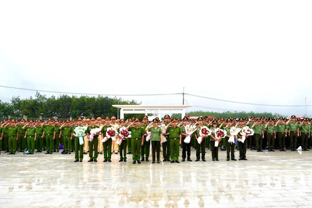 Công an Kon Tum xuất quân đến nhận công tác tại Quảng Ngãi - 1 Công an Kon Tum xuất quân đến nhận công tác tại Quảng Ngãi - 1