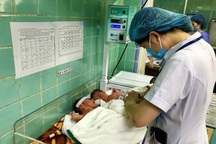 Quảng Bình: Sản phụ mang thai 3 tự nhiên hiếm gặp