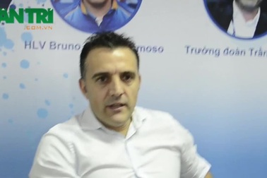 HLV Bruno Garcia chia sẻ với độc giả Dân trí