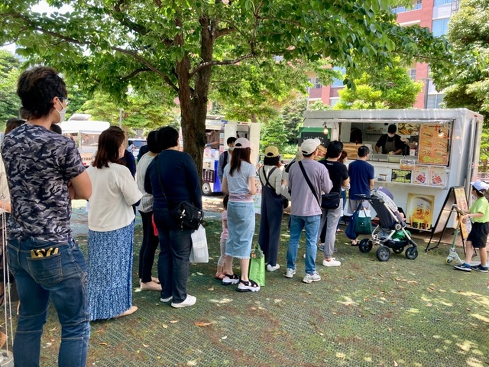 Cặp đôi Việt bán bánh mì ở Nhật: Hết cả nghìn chiếc, khách xếp hàng chờ mua - 6 Cặp đôi Việt bán bánh mì ở Nhật: Hết cả nghìn chiếc, khách xếp hàng chờ mua - 6