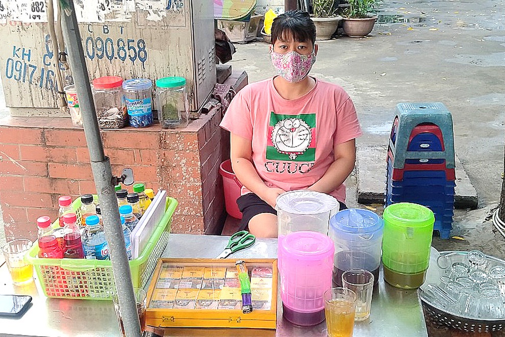 Hà Nội nới lỏng giãn cách: Người không hết việc, người vẫn chênh vênh - 3 Hà Nội nới lỏng giãn cách: Người không hết việc, người vẫn chênh vênh - 3