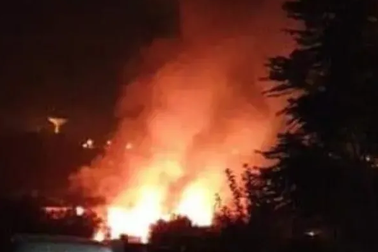 Máy bay quân sự Pakistan rơi trúng khu dân cư, ít nhất 19 người thiệt mạng