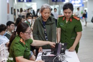 "Không để sau sáp nhập, dân phải ùn ùn đi đổi căn cước, làm lại sổ đỏ"