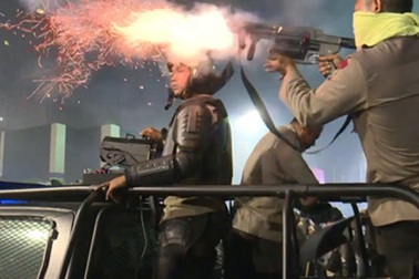 Biểu tình bùng phát thành bạo lực ở Jakarta, Indonesia