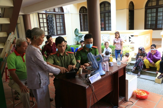 Lý do chậm trả thẻ căn cước công dân gắp chíp cho người dân - Ảnh 2.