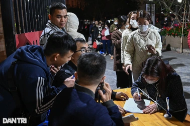 Chọn trường chất lượng cao gần nhà hay trường ở trung tâm thành phố?