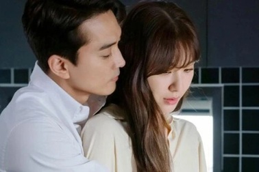 Tôi rất yêu vợ nhưng lại trót "rung động mạnh" với nữ nhân viên của mình