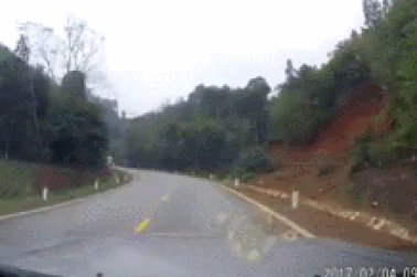 Tổng hợp những clip giao thông đặc sắc